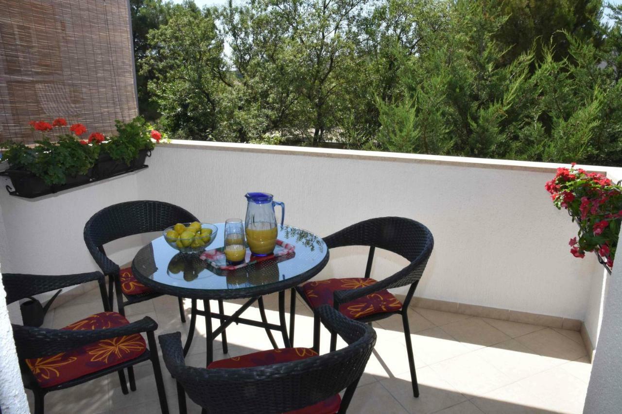 Apartments Ruzica Pula Exterior foto